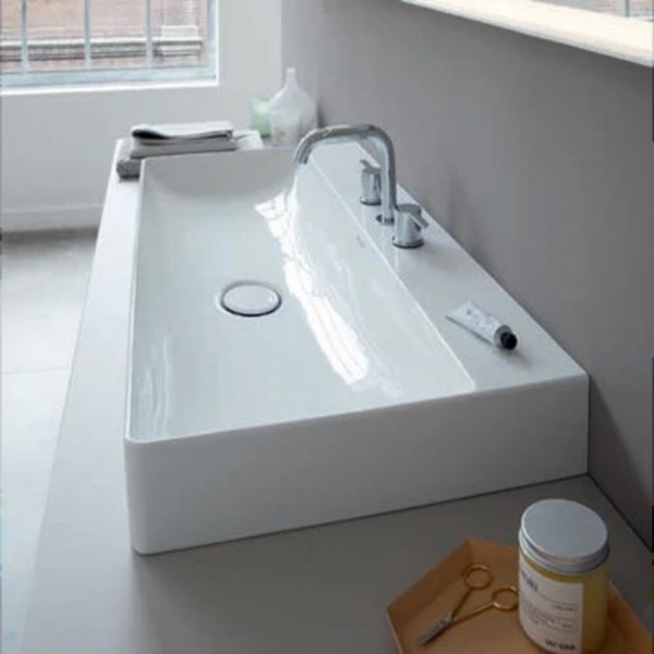 Lavabo sobre Cubierta DuraSquare, con Tres Orificios para Grifería